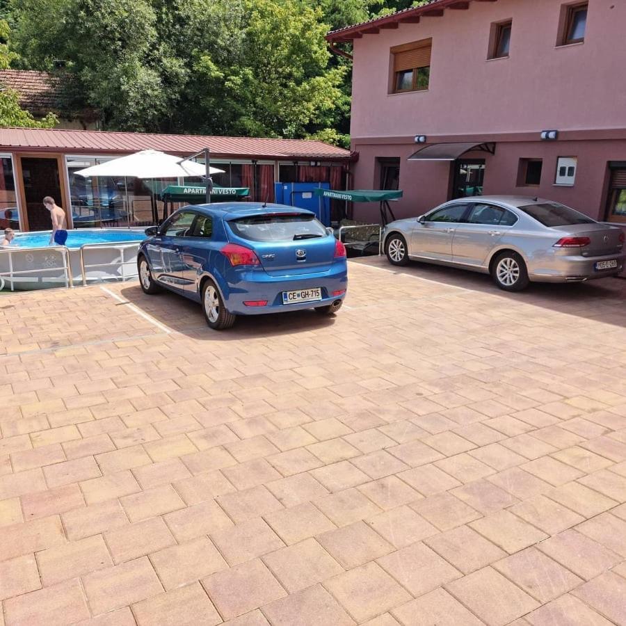 Apartmani Vesto Banja Luka Exterior foto